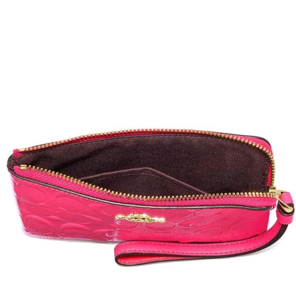 Authentic COACH patent signature logo wristlet ❤️ - Picture 10 of 10